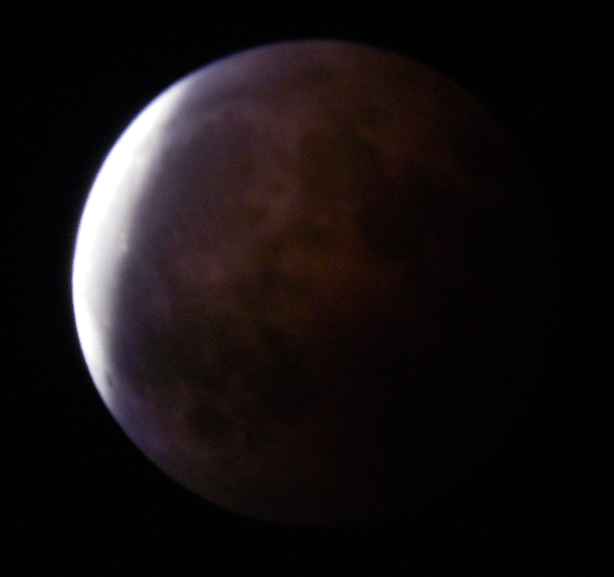 ESA Science & Technology - Lunar Eclipse 3 March 2007