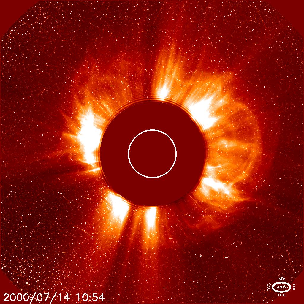 File:Solar-halo.jpg - Wikimedia Commons